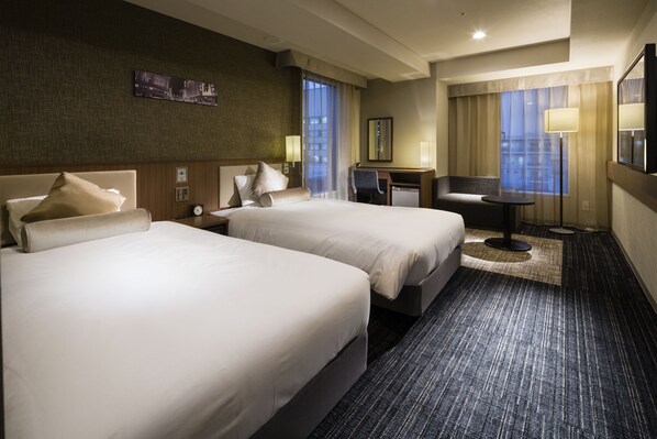 In-room safe, desk, blackout curtains, free WiFi