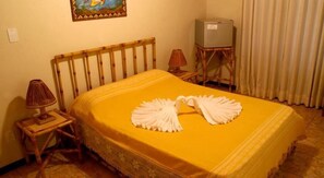 ميني بار وخزنة داخل الغرفة وواي فاي مجانًا