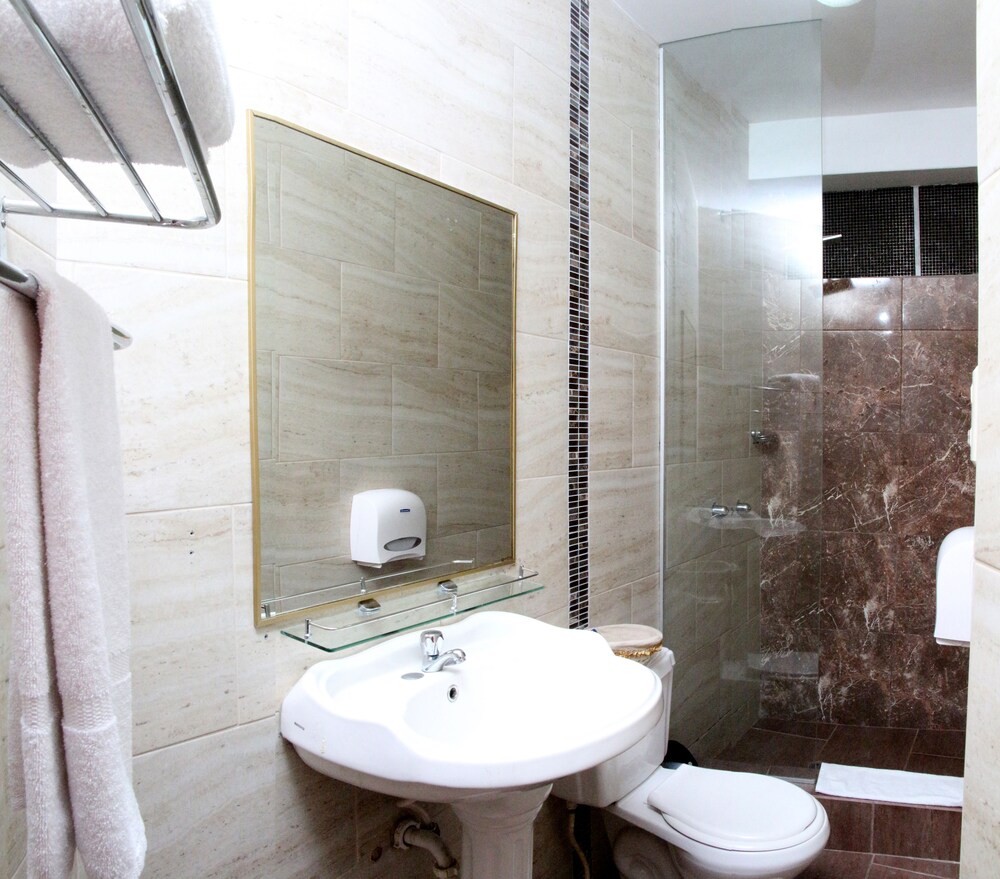 HOTEL PRESIDENTE COMFORT Internacional by null