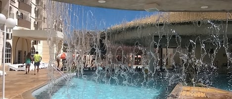 Poolside bar