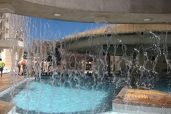 Poolside bar