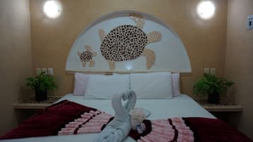 Habitación doble junior, 1 cama King size | Tabla de planchar con plancha y wifi gratis