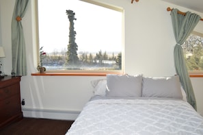 Eagle's Nest | Individually decorated, individually furnished, desk, blackout curtains