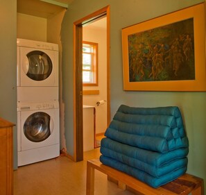 Cottage | Room amenity