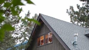 Exterior - 1028 Silverwood Circle (South Lake Tahoe)