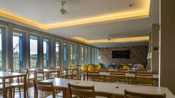 Her gün yerel tarzda kahvaltı (kişi başı 1000 JPY)