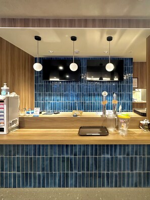 酒吧（店内）