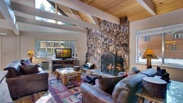 House, 3 Bedrooms, 2 Bathrooms | Living area | Flat-screen TV, fireplace, DVD player