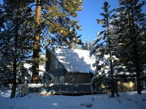 Chalet, 2 slaapkamers, 2 badkamers | 2 slaapkamers