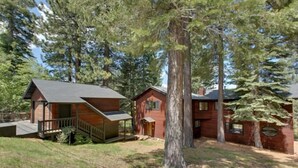 Exterior - 1840 Crystal Air Drive (South Lake Tahoe)