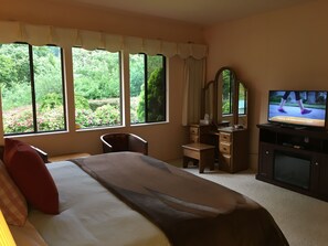 Deluxe Room, 1 Bedroom, Garden Area | 1 bedroom, premium bedding, soundproofing, free WiFi