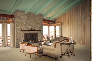 Sala de estar en el lobby