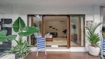 Luxury Villa, 5 Bedrooms, Private Pool | 5 bedrooms, in-room safe, individually decorated, desk