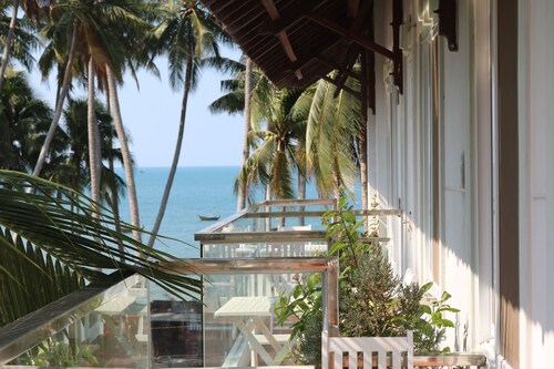 Sunrise Village Hotel