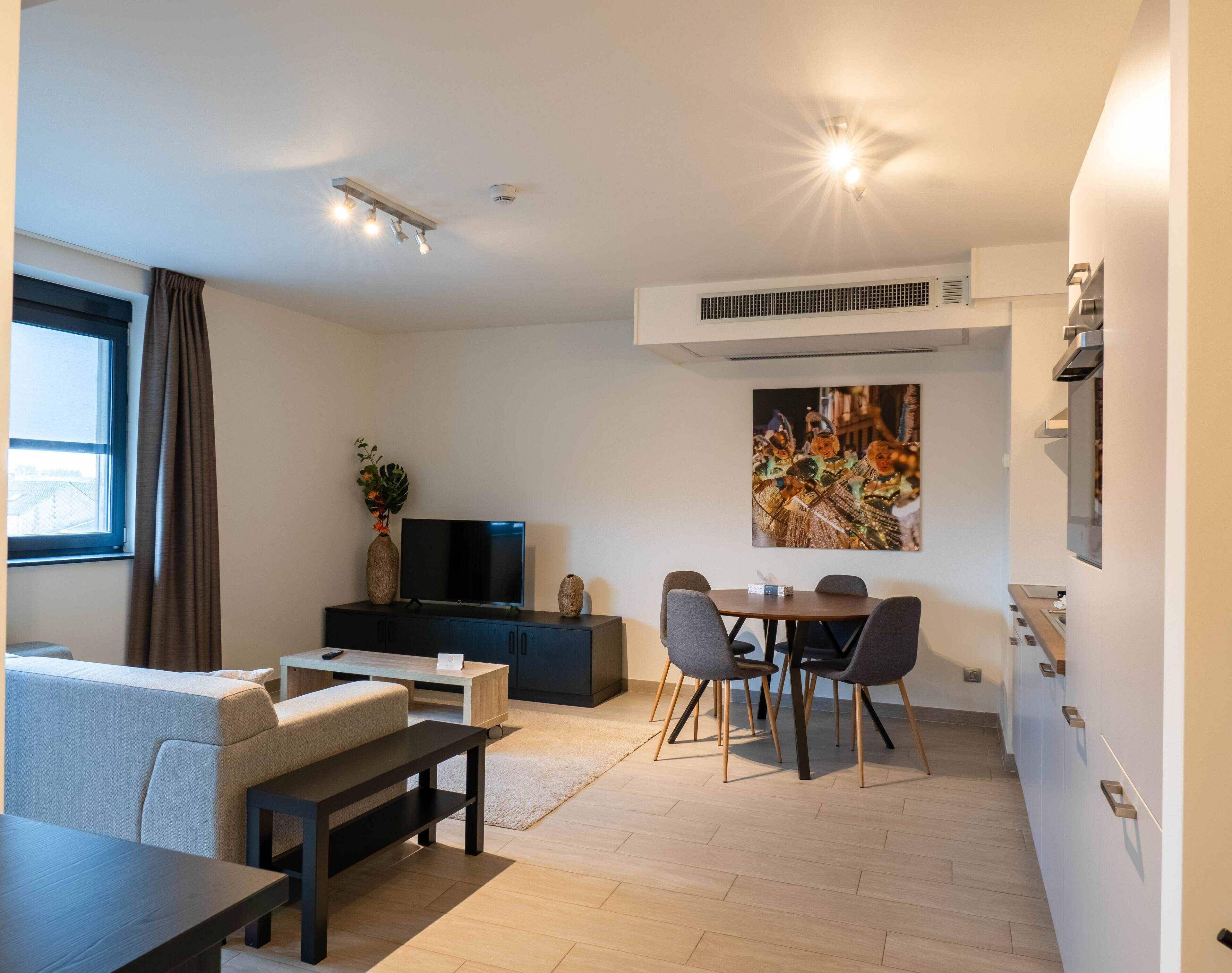 Premium appartement | Een minibar, een kluis op de kamer, een laptopwerkplek