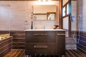 Luxury Villa, 3 Bedrooms, Private Pool | Bathroom