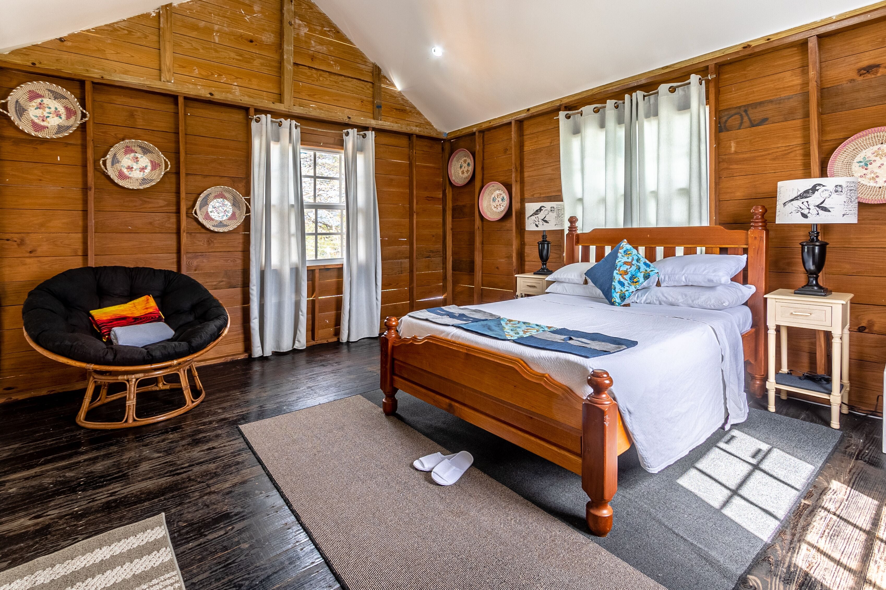 Superior Loft, 1 Bedroom, Pool Access, Pool View | Egyptian cotton sheets, premium bedding, pillowtop beds