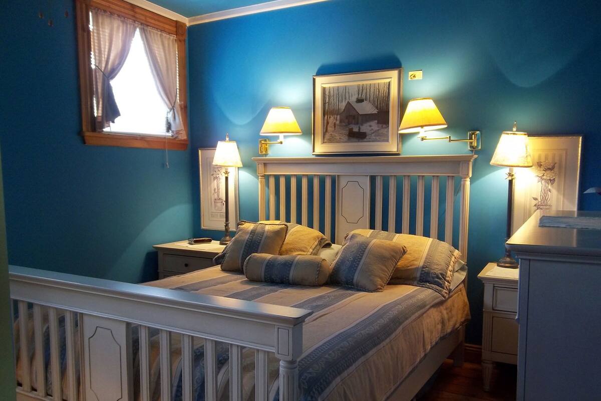 Zimmer, 1 Queen-Bett, eigenes Bad (Seduisante) | Schallisolierte Zimmer, kostenloses WLAN