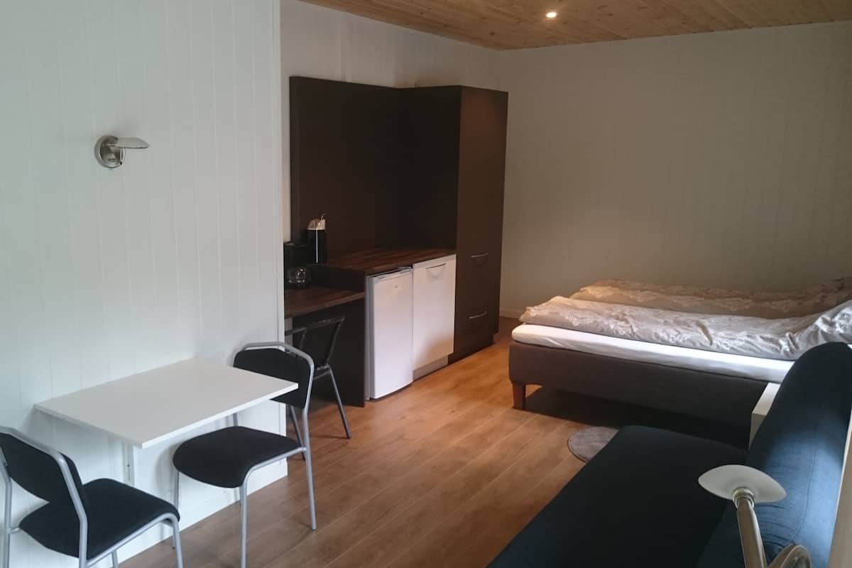 Double Room (with sofabed) | Cribs/infant beds, free WiFi, bed sheets