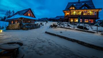 Traditional Cottage, 1 Bedroom | Desk, soundproofing, free WiFi, bed sheets