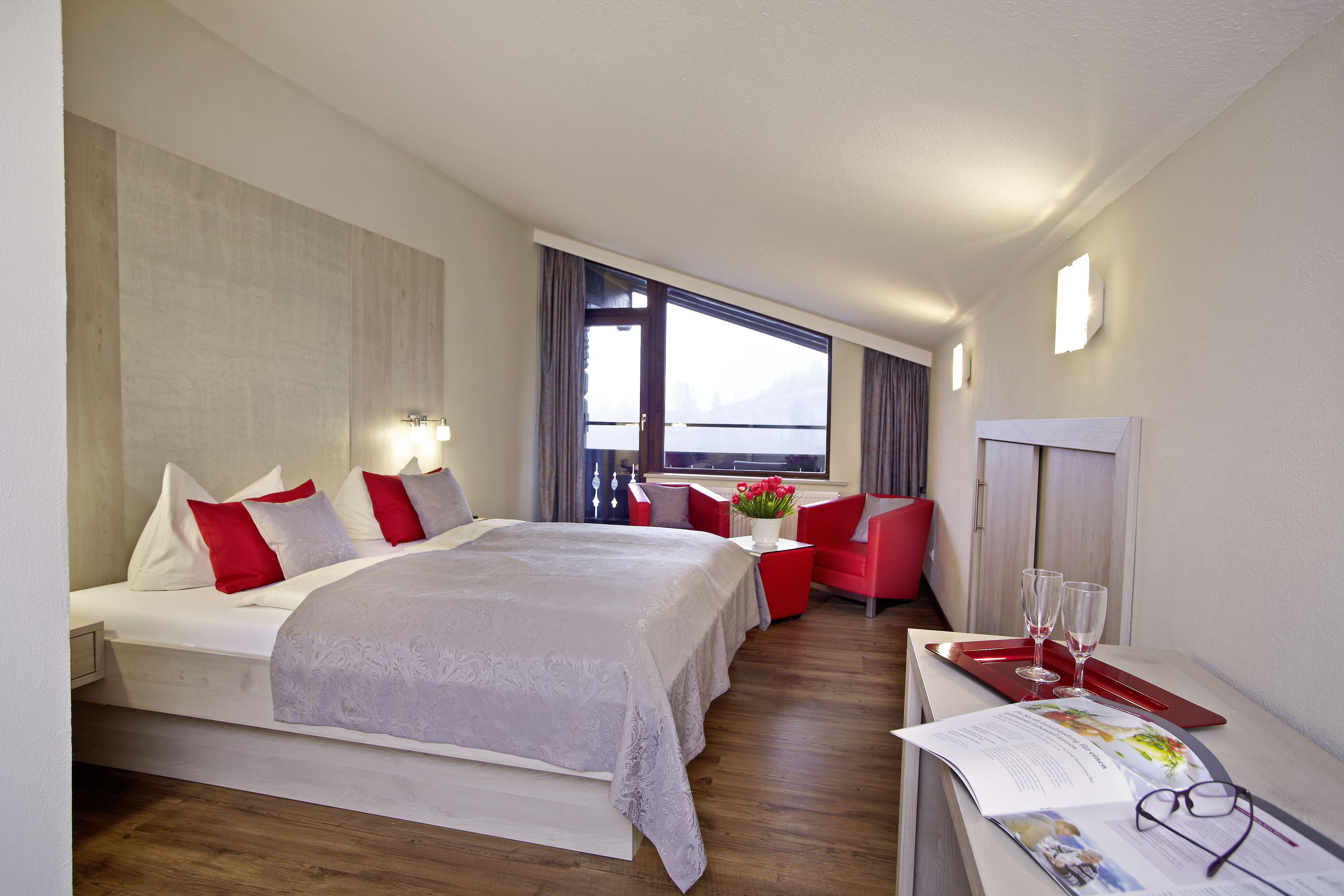 1 bedroom, egyptian cotton sheets, premium bedding, pillow-top beds