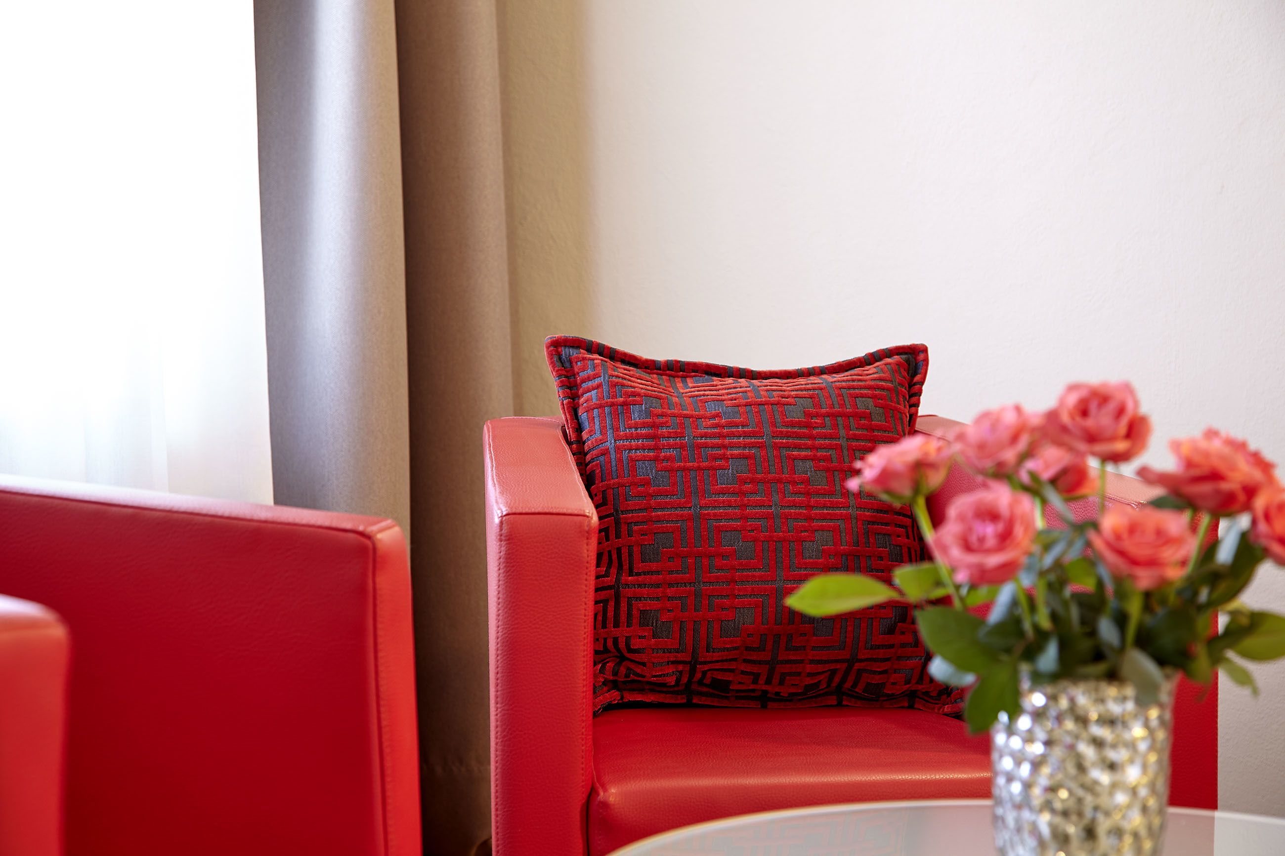 1 bedroom, egyptian cotton sheets, premium bedding, pillow-top beds