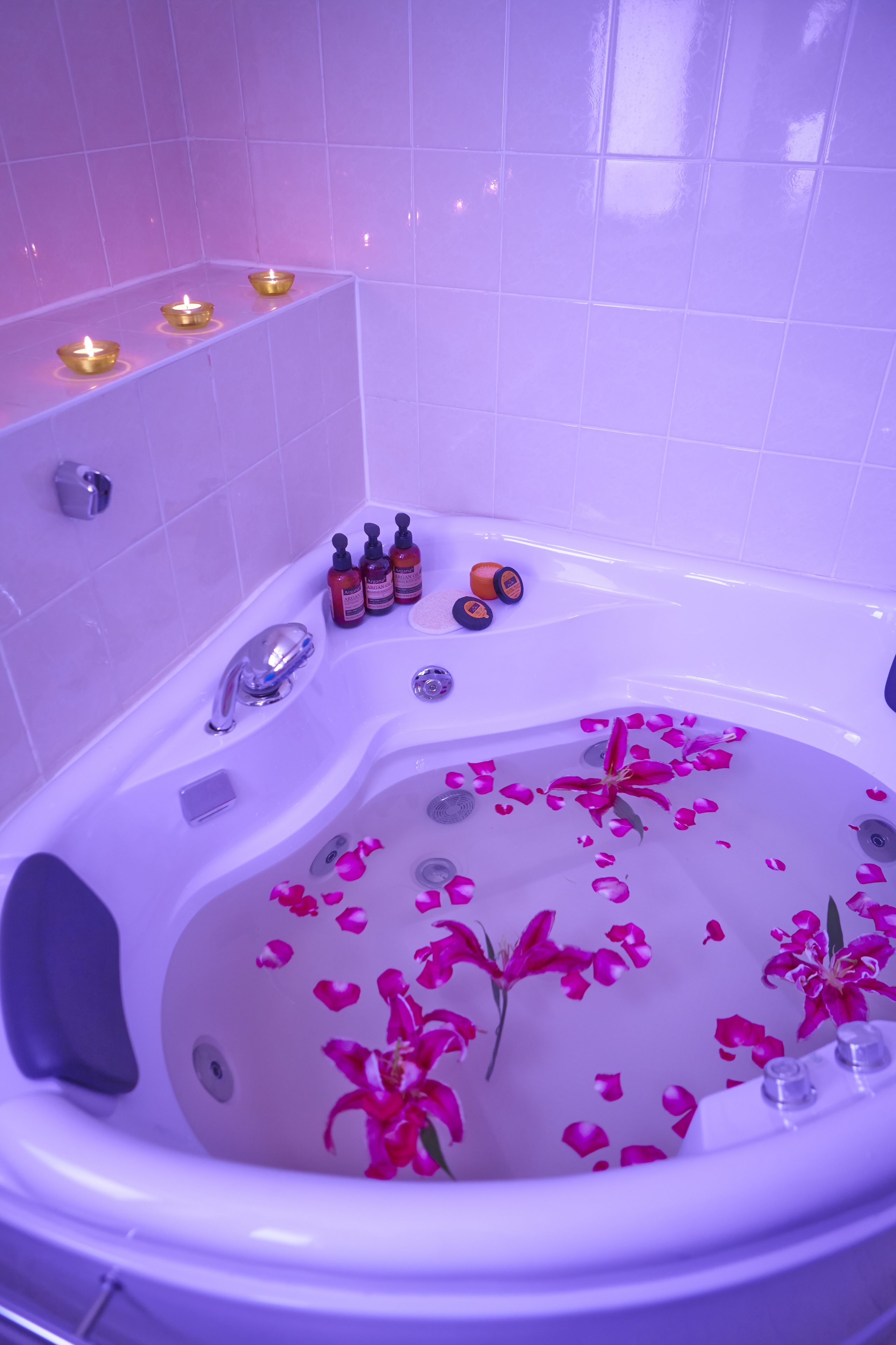 presidential suite, 1 bedroom | deep-soaking bathtub