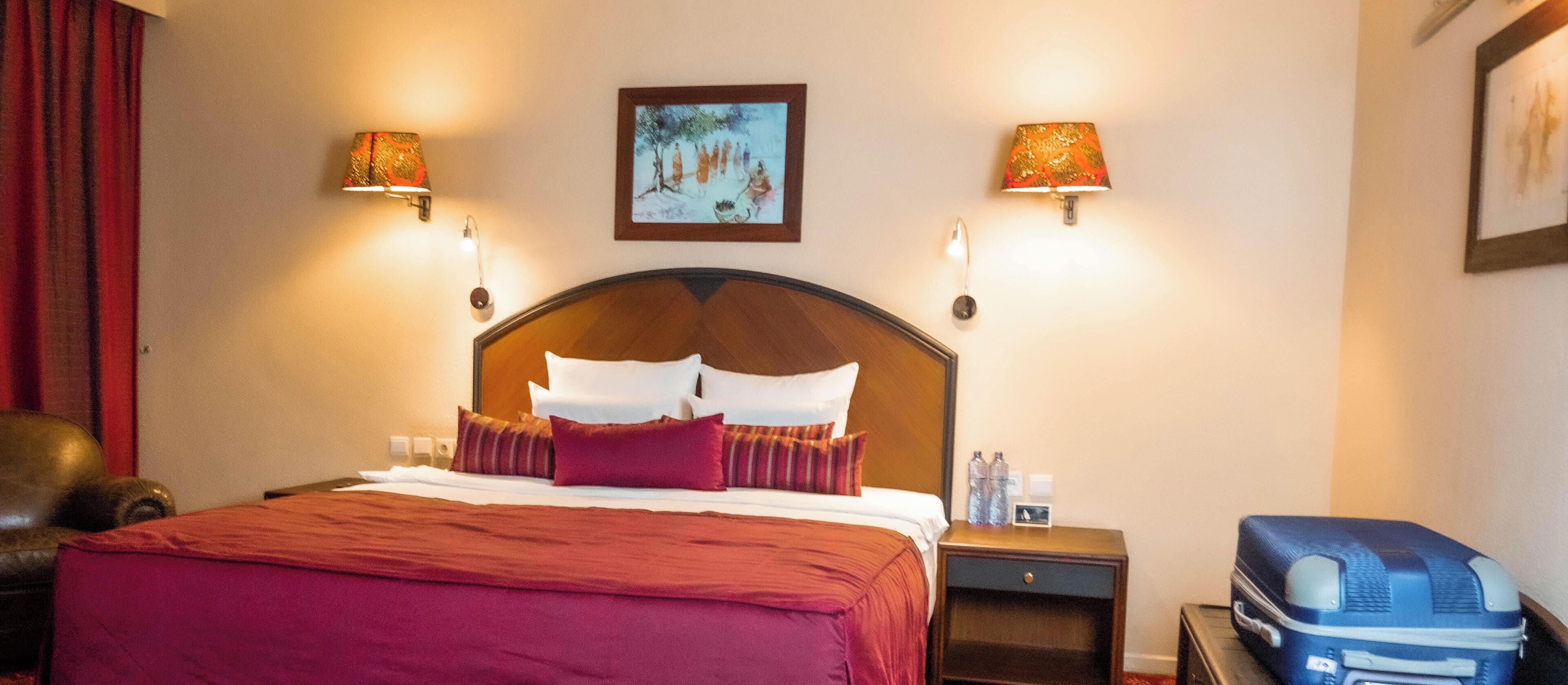 Egyptian cotton sheets, premium bedding, pillow-top beds, minibar