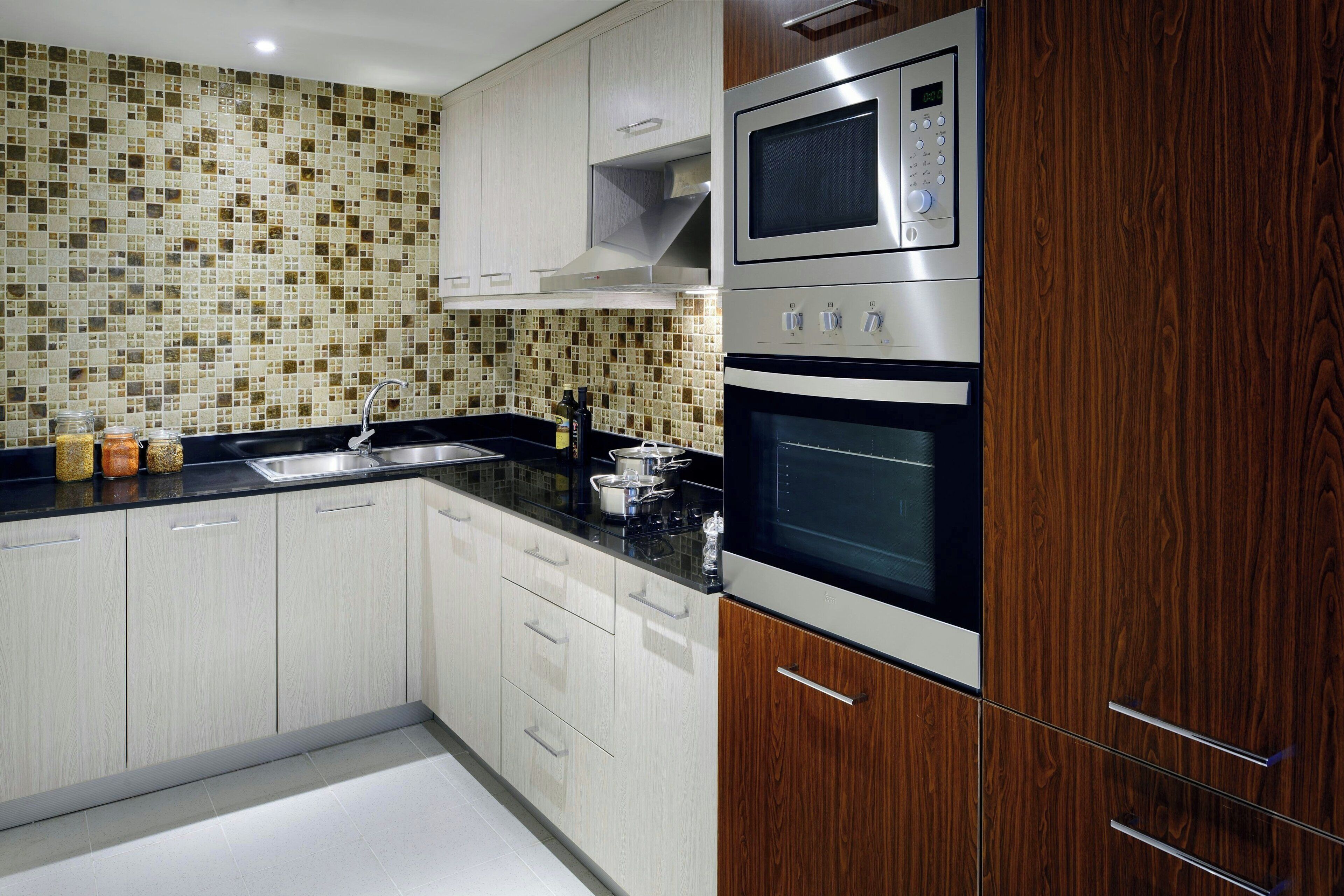 1 chambre, coffres-forts dans les chambres, bureau