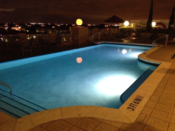 Piscina externa