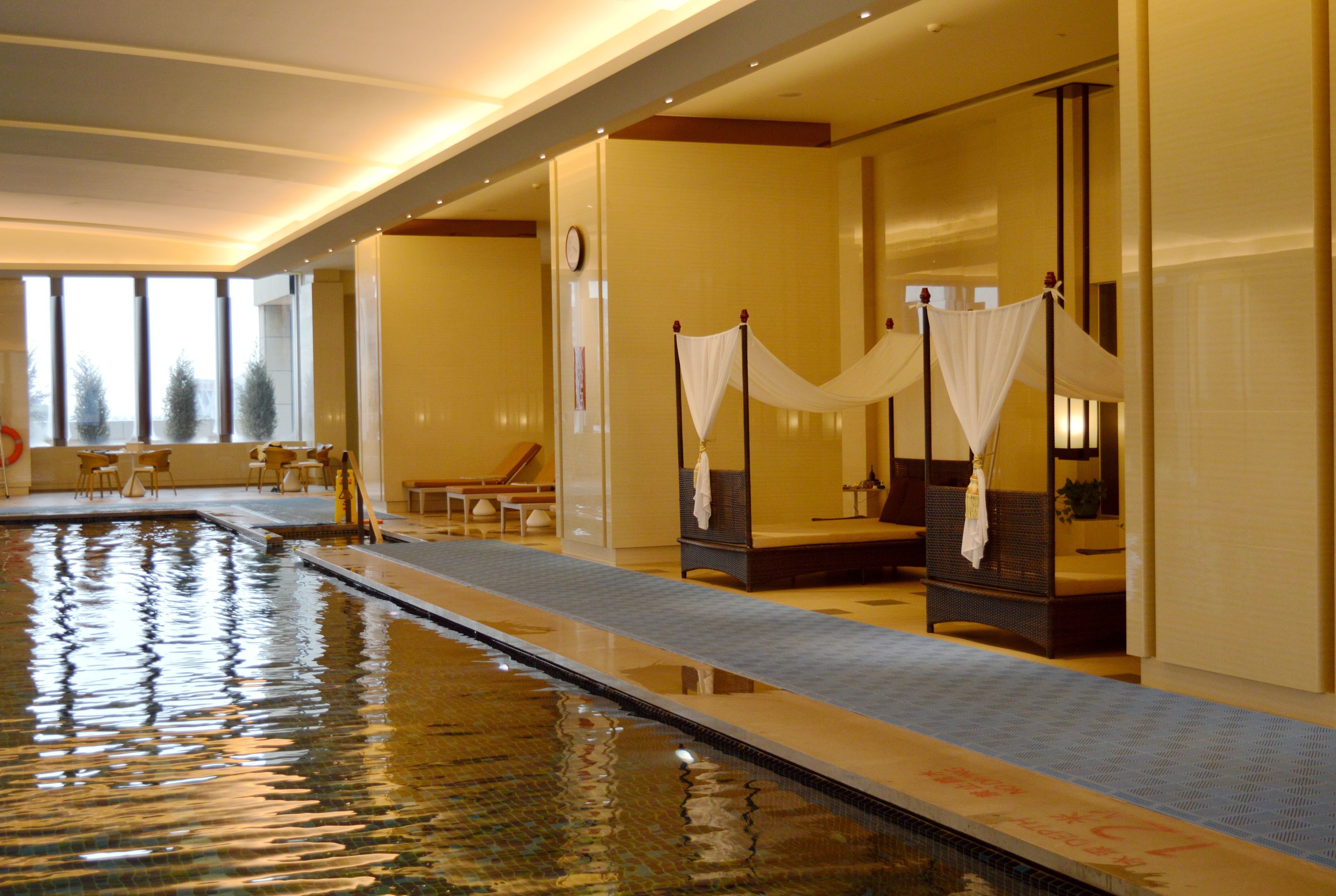 sauna, body treatments, mud baths, reflexology, 2 treatment rooms