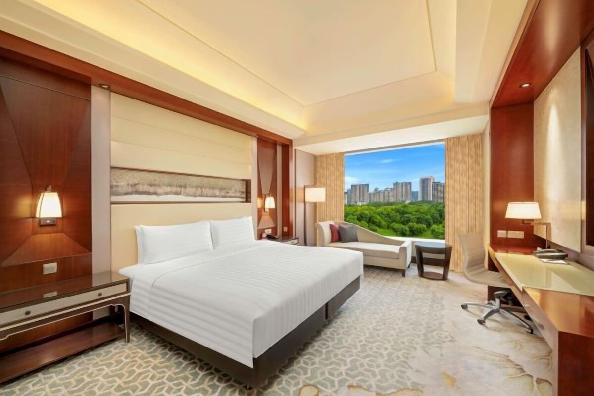 Deluxe Family Room - 2-Bedroom