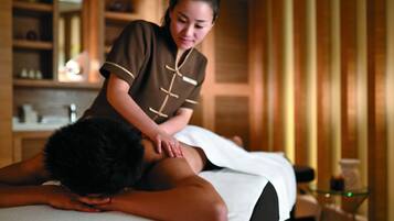 Sauna, body treatments, mud baths, reflexology, 2 treatment rooms