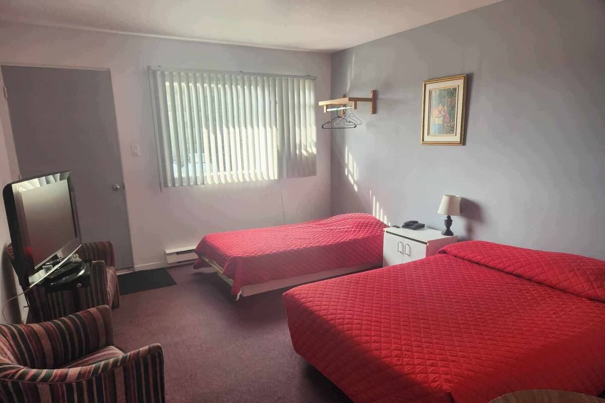 Standardzimmer, Mehrere Betten | Kostenloses WLAN