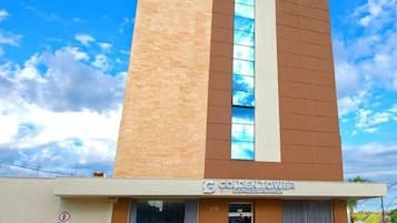 Mặt tiền nơi lưu trú