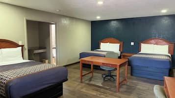 Suite, Multiple Beds, Non Smoking