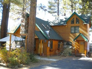 Exterior - 3663 Forest Ave (South Lake Tahoe)
