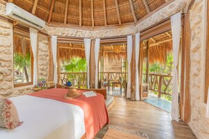Family Villa, Balcony | Premium bedding, in-room safe, blackout drapes, free WiFi
