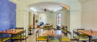 Capital O Parador Crespo Hotel, Oaxaca