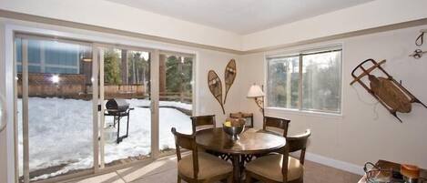 Hus, 6 soverom | Spiseområde på rommet
