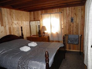 Classic Cabin, 3 Bedrooms