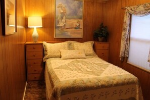 Classic Cabin, 2 Bedrooms