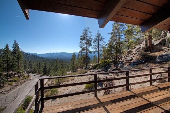 Cabin, 4 Bedrooms | Terrace/patio