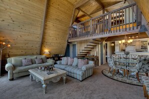 Chalet, 2 Bedrooms, Lakeside | Living area