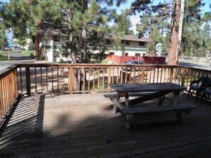 Cabin, 4 Bedrooms | Terrace/patio - 4116 Azure (South Lake Tahoe)