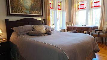 Ropa de cama de alta calidad y cortinas blackout