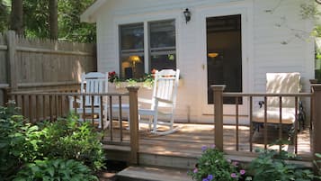 5. Solitude | Terrace/patio