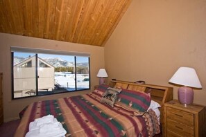Condo, 3 Bedrooms, Lakeside | 3 bedrooms, free WiFi