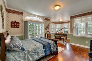 Casa de lujo, 6 habitaciones | 6 habitaciones, wifi gratis y ropa de cama