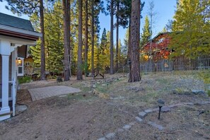 Property grounds - 2478 Cold Creek Trail (South Lake Tahoe)